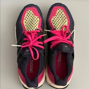 Adidas Ultraboost - Size 7.5
